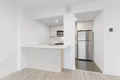191 Sherbourne Street 1703, Toronto, On M5a 3x1