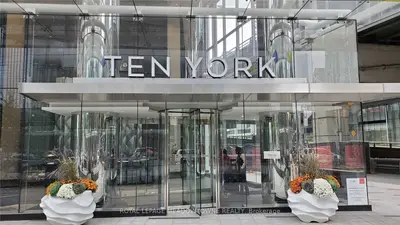 10 York Street 5404, Toronto, On M5j 0e1