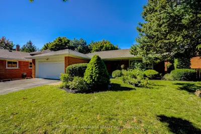 20 Goodview Road, Toronto, On M2j 2k5