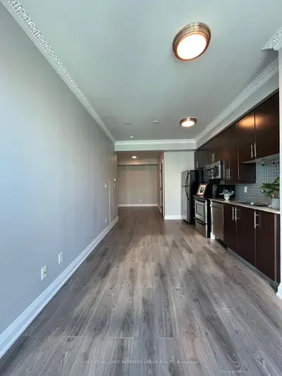 16 Harbour Street 3906, Toronto, On M5j 2z7