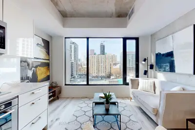55 Ontario Street 618, Toronto, On M5a 0t8