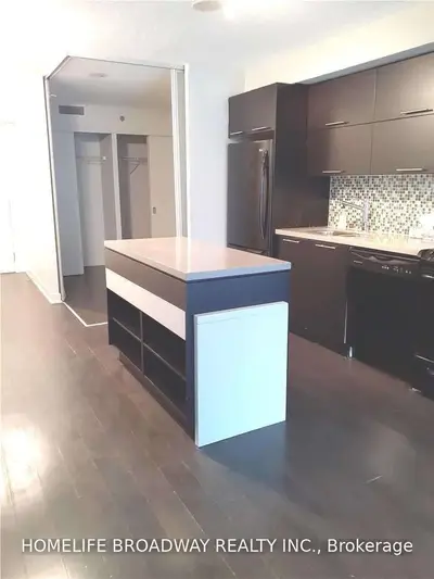 21 Nelson Street 513, Toronto, On M5v 1t8