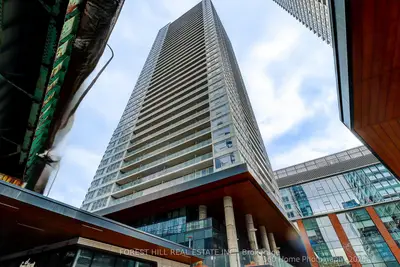 17 Bathurst Street 1215, Toronto, On M5v 0n1
