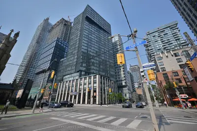 60 Shuter Street 2206, Toronto, On M5b 0b7