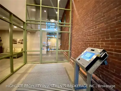 70 Mill Street 510, Toronto, On M5a 4r1