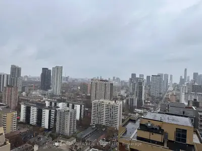 89 Montclair Avenue 1218, Toronto, On M5p 0a9