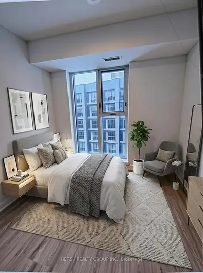 30 Dreamers Way 653, Toronto, On M5a 0y7