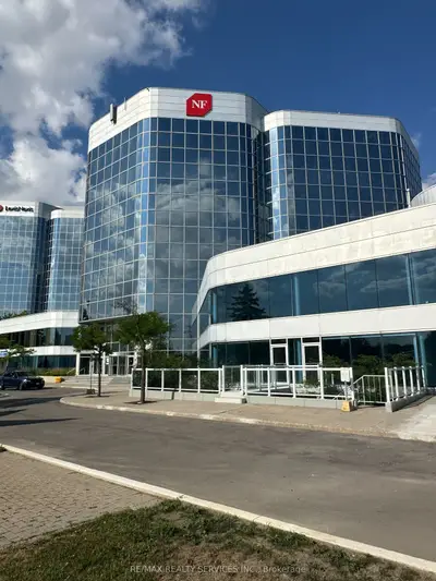 105 Gordon Baker Road 104, Toronto, On M2h 3p8