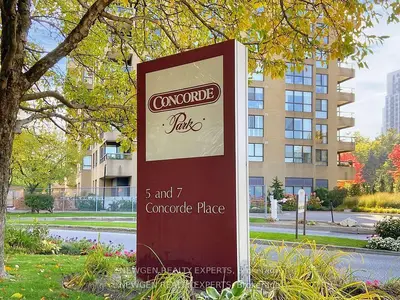 7 Concorde Place #910, Toronto, On M3c 3n4
