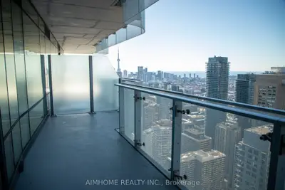 1 Bloor Street E 4907, Toronto, On M4w 1a9
