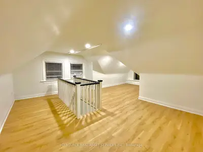 146 Brunswick Avenue 2, Toronto, On M5s 2m2