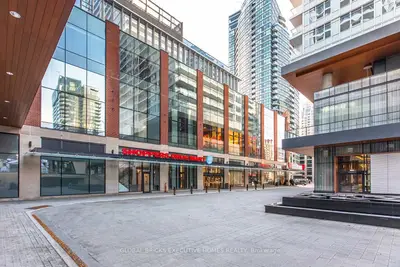 17 Bathurst Street 2206, Toronto, On M5v 0n1