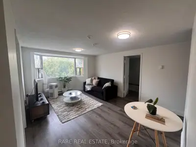 99 Bellevue Avenue 12, Toronto, On M5t 2n8