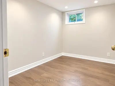 70 Apple Gate Crescent Bsmt, Toronto, On M2h 2r4