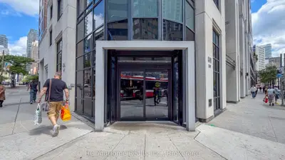 801 Bay Street 607, Toronto, On M5s 1y9