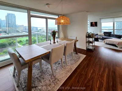 85 Queens Wharf Road 1901, Toronto, On M5v 0j9