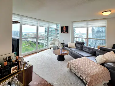 85 Queens Wharf Road 1901, Toronto, On M5v 0j9