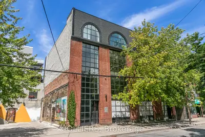 32 Britain Street, Toronto, On M5a 1r6