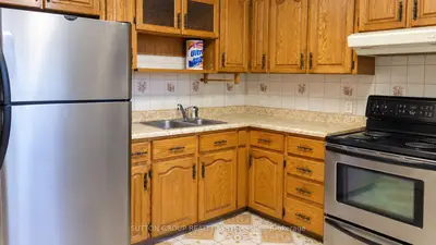 1139 Dovercourt Road, Toronto, On M6h 2y1