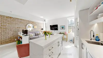 39 Sherbourne Street 303, Toronto, On M5a 0l8