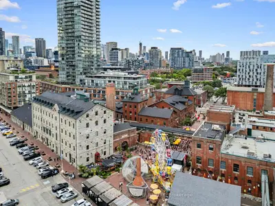 33 Mill Street 210, Toronto, On M5a 3r3