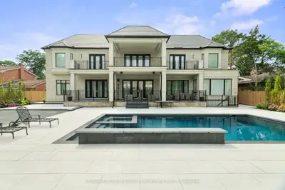 23 Sandfield Road, Toronto, On M3b 2b5