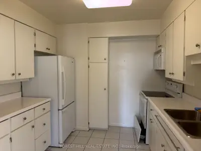 500 Avenue Road 405, Toronto, On M4v 2j6