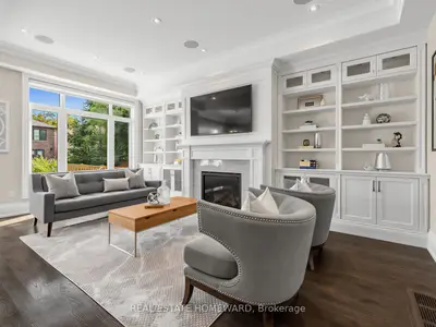 553 Broadway Avenue, Toronto, On M4g 2s2