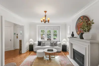 166 Old Orchard Grove, Toronto, On M5m 2e4