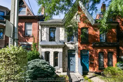 276 Robert Street, Toronto, On M5s 2k8