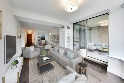 268 Ridley Boulevard 314, Toronto, On M5m 4n3