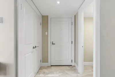 164 Cumberland Street 608, Toronto, On M5r 1a8