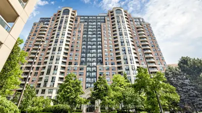 23 Lorraine Drive 502, Toronto, On M2n 6z6
