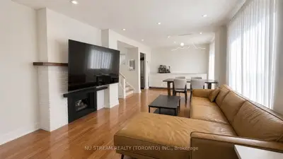 4- 75 Upper Canada Drive Main, Toronto, On M2p 2a2