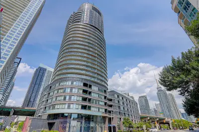 38 Dan Leckie Way 1912, Toronto, On M5v 2v6