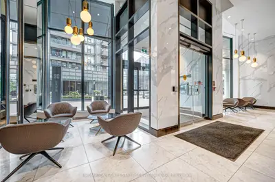 90 Queens Wharf Road 208, Toronto, On M5v 0e6