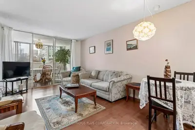 15 Maitland Place 204, Toronto, On M4y 2x3