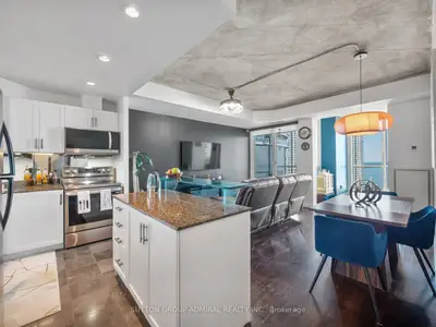 218 Queens Quay Boulevard W 2103, Toronto, On M5j 2y6