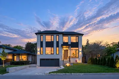 35 Foxwarren Drive, Toronto, On M2k 1l1