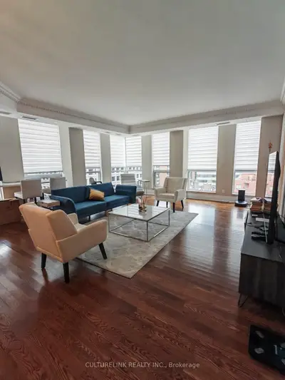10 Bellair Street 902, Toronto, On M5r 3t8