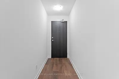 50 Bruyeres Mews 1009, Toronto, On M5v 0h8