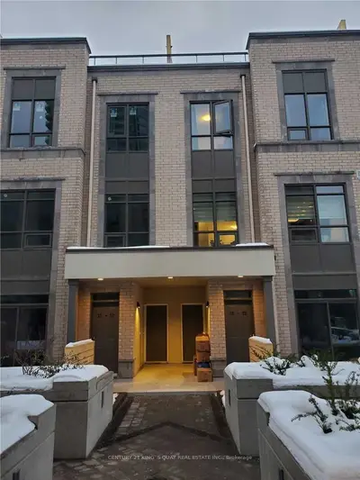 52 Holmes Avenue 16, Toronto, On M2n 0j9