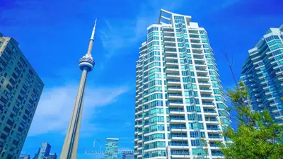 230 Queens Quay W 1726, Toronto, On M5j 2y7