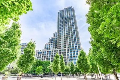628 Fleet Street 110, Toronto, On M5v 1a8
