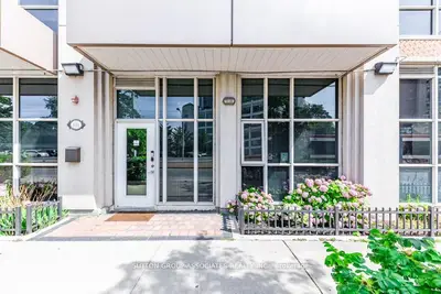 628 Fleet Street 110, Toronto, On M5v 1a8