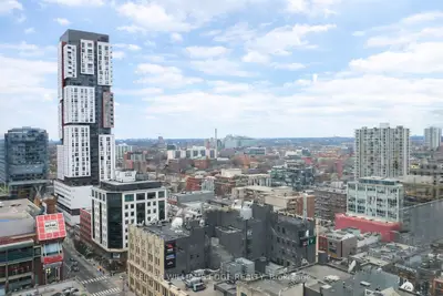 30 Nelson Street 2009, Toronto, On M5v 0h4