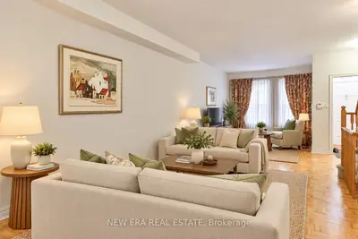 238 George Street, Toronto, On M5a 2n1