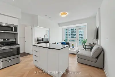 55 East Liberty Street 1001, Toronto, On M6k 3p9