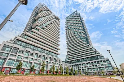 30 Inn On The Park Drive 4209, Toronto, On M3c 0p8