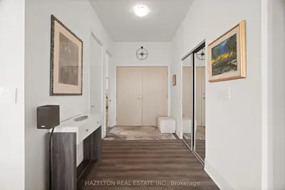 1486 Bathurst Street 1802, Toronto, On M5p 3g9
